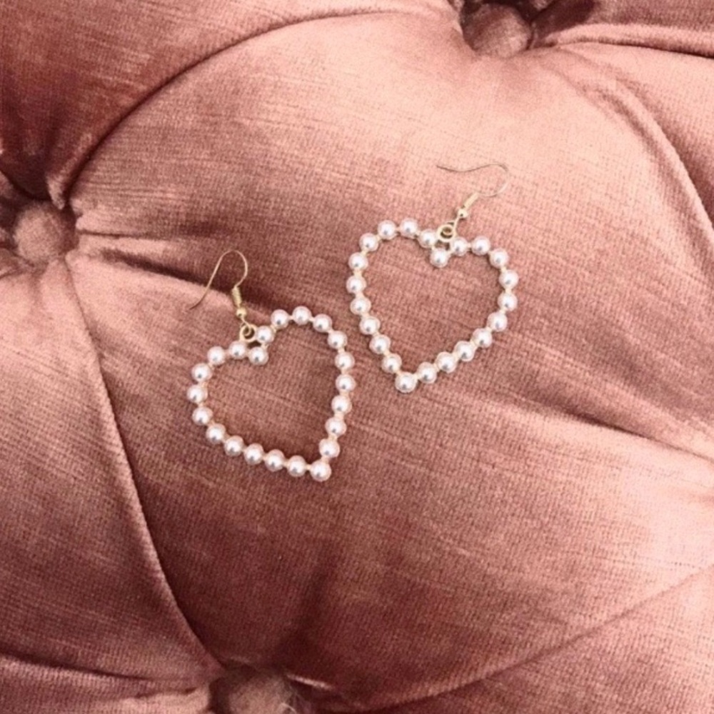925 Sterling Silver Pearl Heart Drop Earrings - Picture 3 of 10